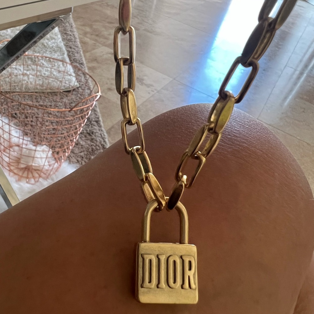 - Lock necklace